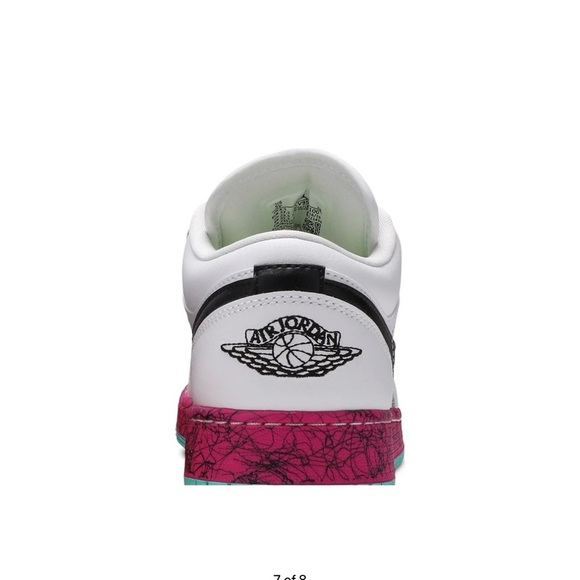 Air Jordan 1 Low GS Multi Color. Size 5. - Picture 7 of 12